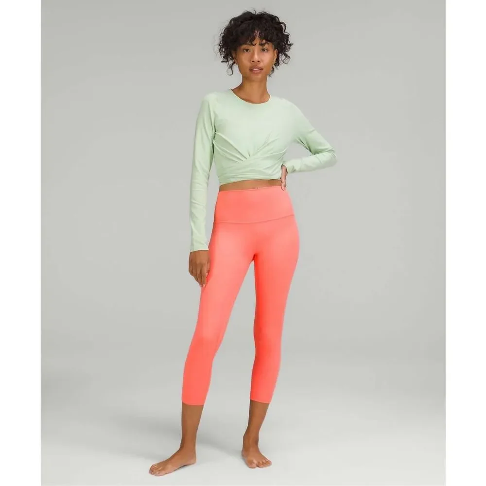 Lululemon Align High Rise Crop 23” Raspberry Cream Size 6‎